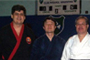 SABON NIM MATEO BASSI JUNTO AL GRAN MAESTRO BEA 8 DAN KUM DO Y AL MAESTRO LEE DONG JOON  4 DAN DE KUM DO